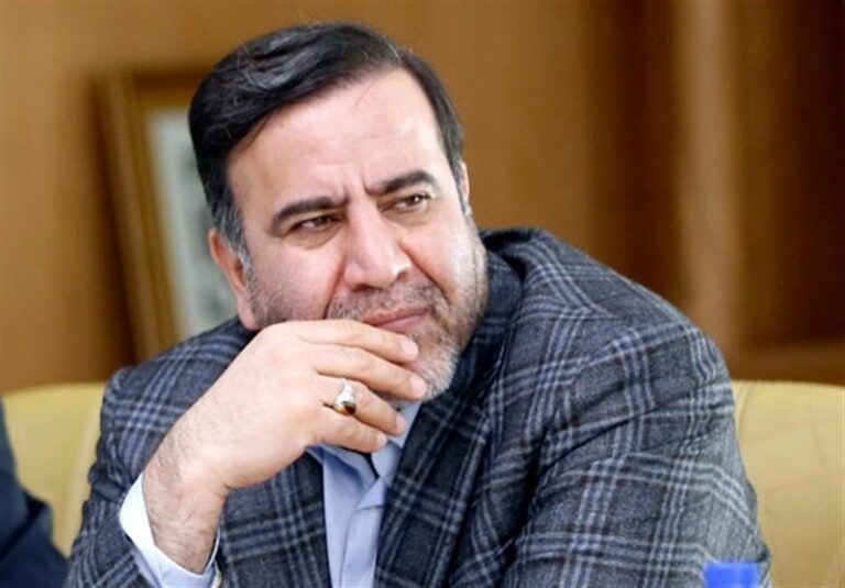 ۹۰۰۰ اتوبوس برای جابهجایی زائران اربعین نیاز است