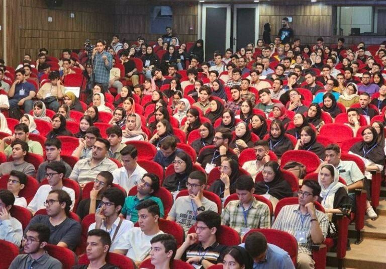 آشنایی رتبههای برتر کنکور با دانشگاه شریف