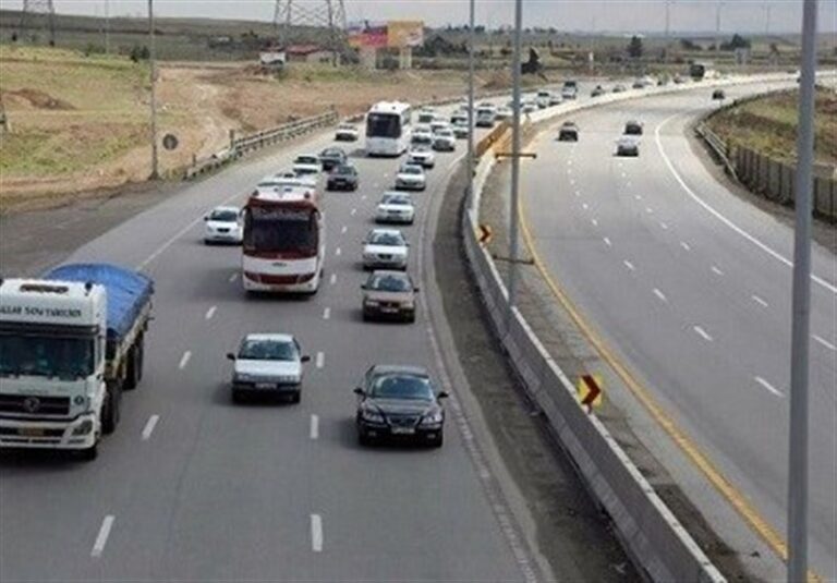 ثبت بیش از ۴ میلیون تردد خودرو در جادههای ایلام