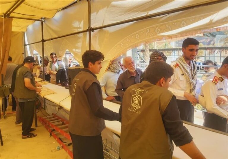 جمع آوری مواکب عراقی در ظهر روز اربعین