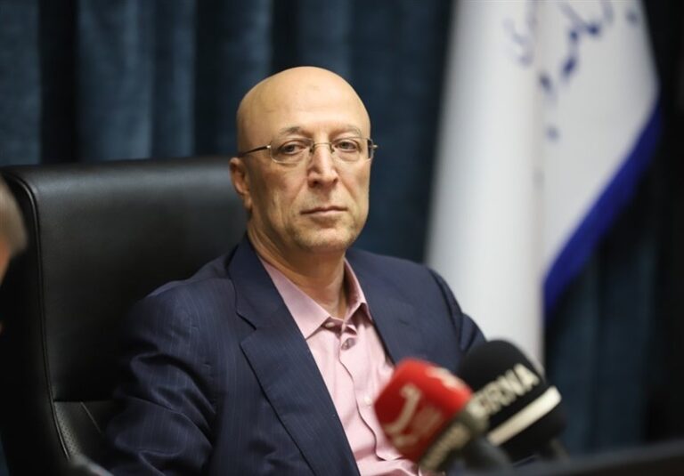 جهاد دانشگاهی تلاش میکند خودتحریمی را از بین ببرد