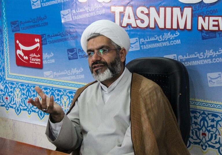 میرزایی: مومنی شخصیت اخلاقمدار و معتدل است