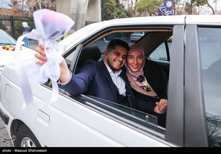 ازدواج دانشجویی زیر چتر حمایت و آموزش/ از همرسان تا زوج مانا