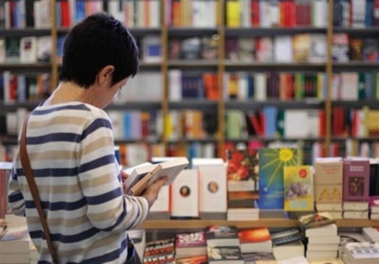 بارقههای امید برای بازگشت کتابهای درسی به کتابفروشیها