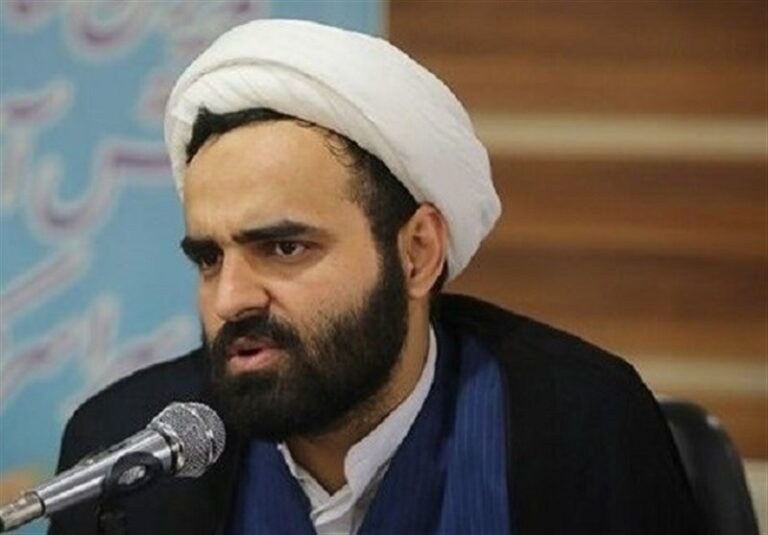 بعد از ۱۲ سال ۱۵۰۰۰ مربی و مشاور مدرسه جذب شدهاند