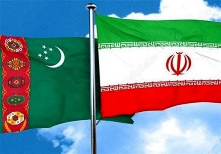 تأکید رئیسجمهور بر توسعه روابط با ترکمنستان