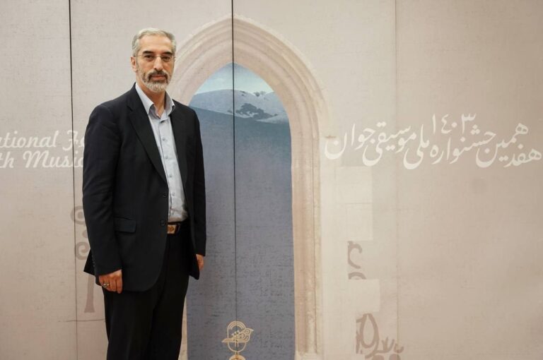 سالاری: از مقامآوران جشنواره موسیقی جوان حمایت میکنیم