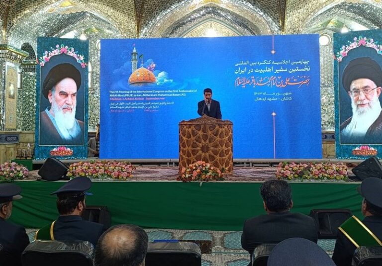 قالیباف: امامزادگان عامل آرامش در بحرانهای اجتماعی هستند