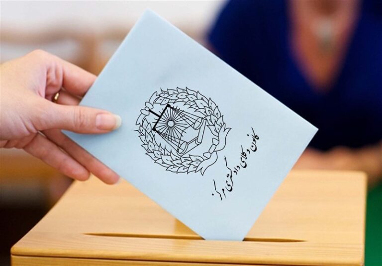 وکلا برای ایجاد تغییرات اساسی در مدیریت کانون همت کنند
