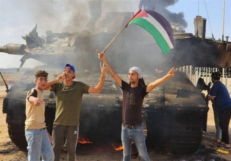 کشتههای ما در بهشتاند و کشتگان شما در دوزخ
