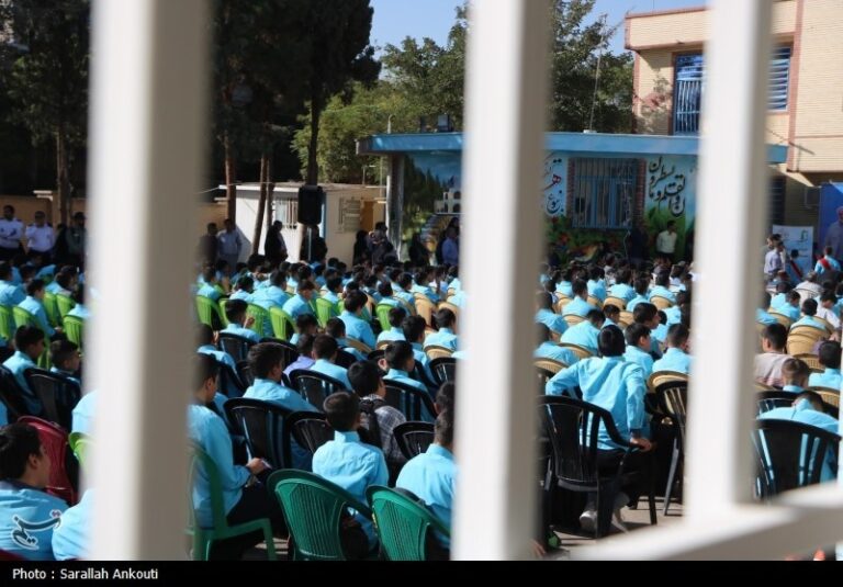 کمک مالی به مدارس تنها از حساب با شماره ۴۱۵ واریز شود