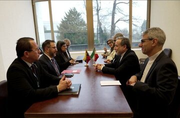 دیدار عراقچی با وزیرخارجه ونزوئلا/تاکید بر مقابله با یکجانبهگرایی آمریکا