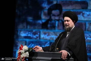 سید حسن خمینی: دورهای که مردم خبر را بشنوند گذشته/جنگ روانی را با دروغ گفتن اشتباه گرفتهایم