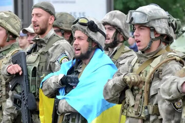 فایننشالتایمز: سختترین نبرد زلنسکی آغاز شده است