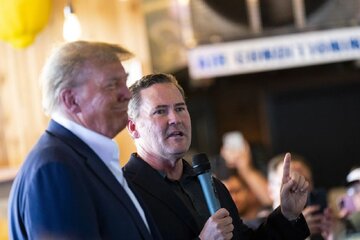 افشاگری اکسیوس درباره تصمیم ترامپ برای اخراج مشاور امنیت ملی آمریکا