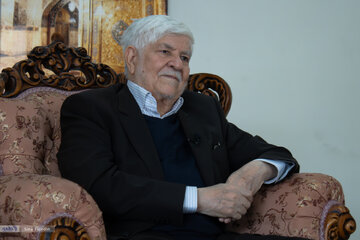 توصیه محمد هاشمی به پزشکیان؛ بهتر است به تغییر استراتژی خود فکر کند/ شرایط این روزها، دست کمی از زمان جنگ ندارد/حمله به ظریف عامدانه بود