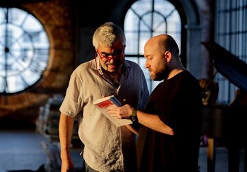 حضور سلبریتیها از سروش صحت تا بهاره رهنما؛ تهدید یا فرصت در حوزه کتاب/ حضور چهرهها به فروش کتاب کمک کرده است