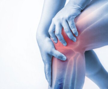 دختری که میتواند کشکک زانوی خود را به دلخواه جابهجا کند/ عکس