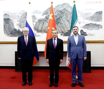 روایت وزارت خارجه چین از دیدار وانگیی با معاونان وزیران خارجه ایران و روسیه