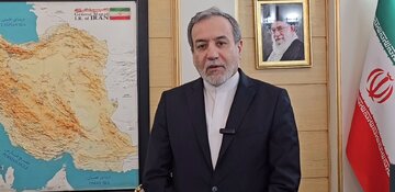 عکسی خاص از وزیر پزشکیان در دیدار با رهبر انقلاب