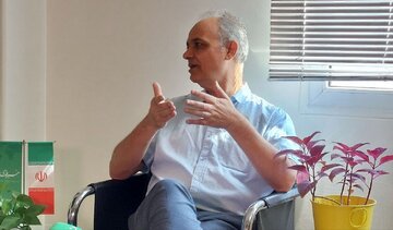 واکنش زیدآبادی به حرفهای حدادعادل درباره ساسی مانکن