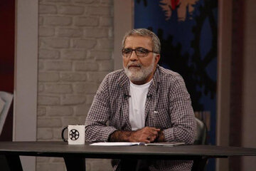 وقتی فیلم میسازم بدم نمیآید جنجال درست کنم/ نمایندههای مجلس به من گفتند کتوشلوار نپوش/ از زمانی که خودم را شناختم، در سیاست بودم