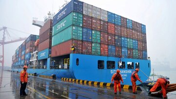 آمریکا اجرای تعرفههای جدید ترامپ را آغاز کرد