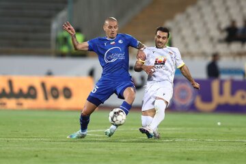 استقلال به فولاد هم باخت/ بوژوویچ همچنان در حسرت پیروزی/ فصل بدِ خاکستری، تسلیم و بی‌صدا ادامه دارد…