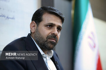 اصرار دوباره عضو هیات رئیسه مجلس برای تسلیح ایران به سلاح هستهای در بحبوحه اتهامات غرب/ بسیاری از دلسوزان درخواست آزمایش و اعلام بمب اتمی را دارند