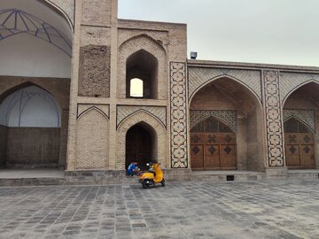 جنجال سریال جدید نرگس آبیار در یک مسجد تاریخی!