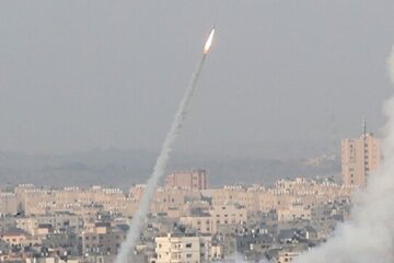 حماس: حمله موشکی به عسقلان در واکنش به ادامه جنایات اشغالگران انجام شد