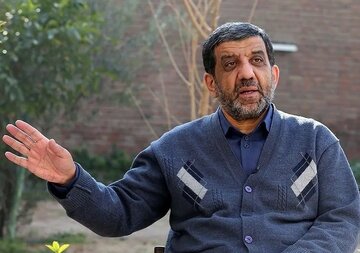 روایت ضرغامی از واکنش مردم به تهدیدها/ آنها دنبال یک وجب جا در پارکها برای شادی بودند! ترامپ کیلو چند؟!