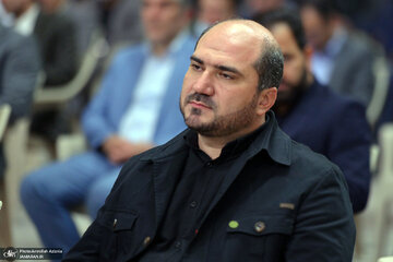 عضو دولت سیزدهم: مدیران دوره آقای رئیسی از سالم‌ترین تیم‌های مدیریتی بودند/ در زندگی شخصی، خانوادگی و مدیریتی ایشان، حتی یک لکه سیاه یافت نمی‌شد