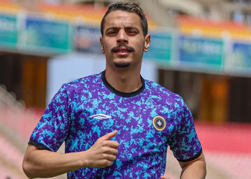 عکس| بازیکن جنجالی لیگ ایران آماده حضور در زمین!