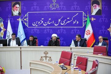 نهاد وکالت و قضاوت جدایی ناپذیر هستند