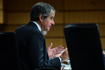 واکنش گروسی به اظهارات تهدیدآمیز ترامپ علیه ایران/ به ایران میروم