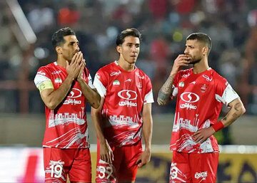۱۲ بازیکن در خطر کنار گذاشتن از پرسپولیس 