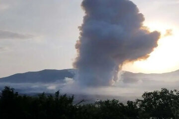 انهدام ۴ فروند پهپاد و چند ریزپرنده در جریان حملات دیشب اسرائیل در خرمآباد+ عکس