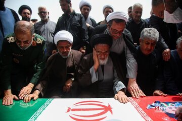 تشییع دادستان شهید در قم + تصاویر