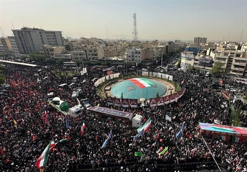 تشییع شهدای اقتدار ملی در پایتخت ایران اسلامی