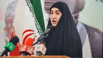 تصویری از فرزندان شهید سلیمانی در تشییع شهدای حملات اسرائیل