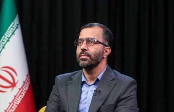 جلسه رای اعتماد به وزیر پیشنهادی اقتصاد دوشنبه برگزار می‌شود/ نشست خبری قالیباف به وقت دیگری موکول شد