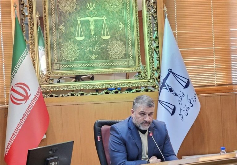 خانوادههای شهدا باید در کوتاهترین زمان از اضطراب و نگرانی خارج شوند