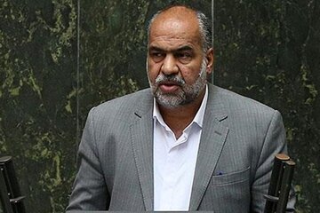 سگ هار صهیونیستی در اختیار و دست آموز سران آمریکاست/ رژیم زورگو و خونخواری که به آسمان و زمین ما تجاوز کرده است، باید پاسخ دندان شکنی دریافت کند