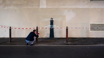 فلسفه در خیابان: بررسی پنج اثر بنکسی و پرسش از خود واقعی