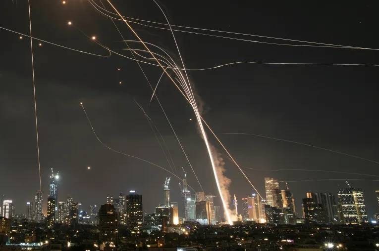 موشکهای ایرانی چگونه تشکیلات پدافندی اسرائیل را فلج کردند؟
