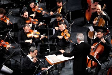 نغمههای همایون خرم در تالار وحدت زنده شد