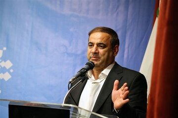 نویسنده کتاب «آن بیست و سه نفر»: تابآوری مردم ایران قابل قیاس با سایر جوامع نیست