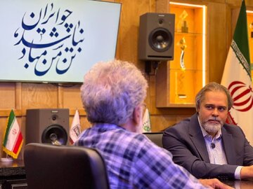 هر کسی که برای ایران فیلم بسازد درها به رویش باز است