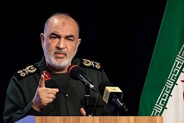 هشدار فرمانده کل سپاه به اسرائیل/ خطا کنند، پاسخ ما مخرب تر از وعده های صادق خواهد بود/ عبرت تاریخ می‌شوند